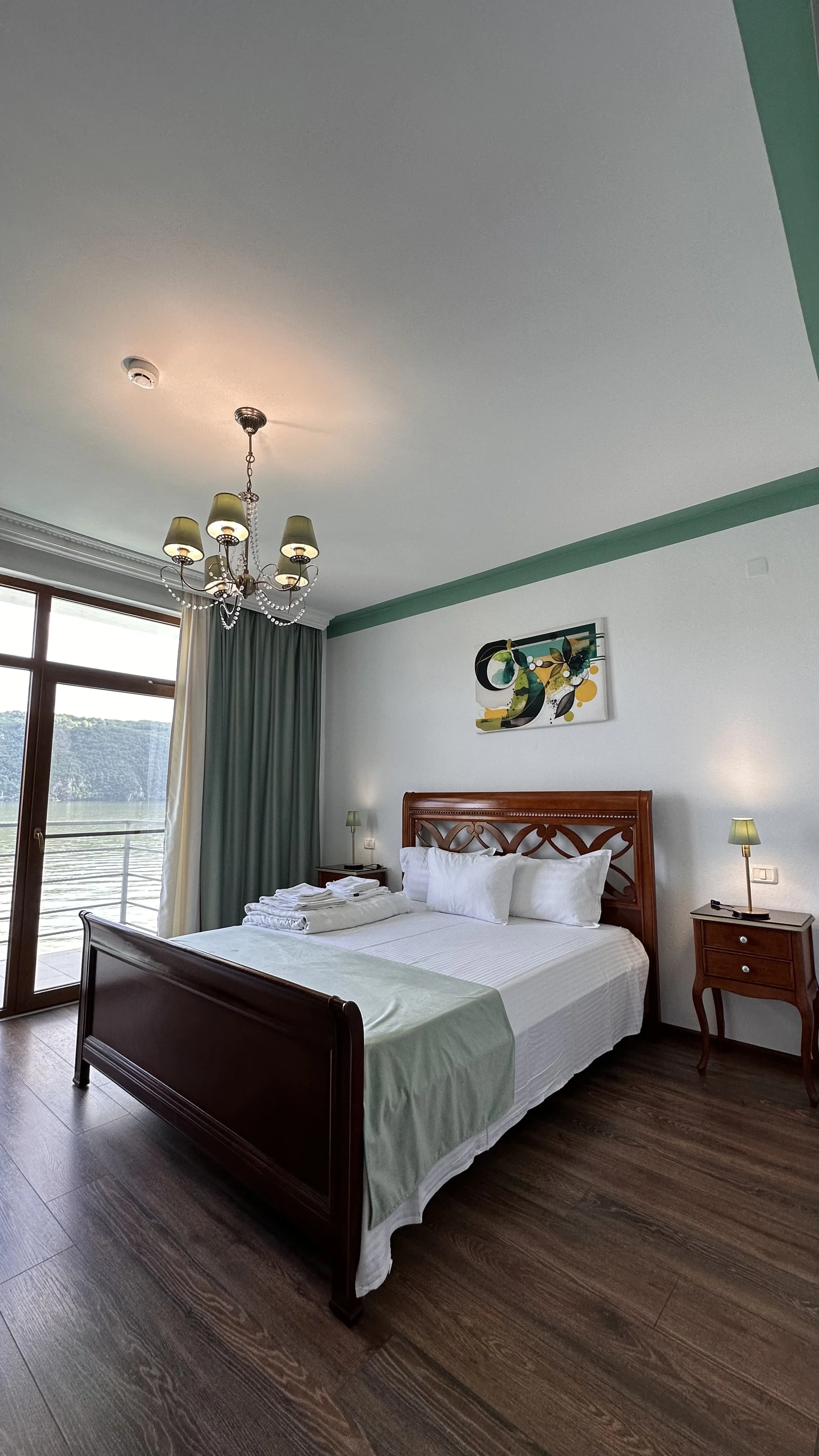 Camera Standard Main View